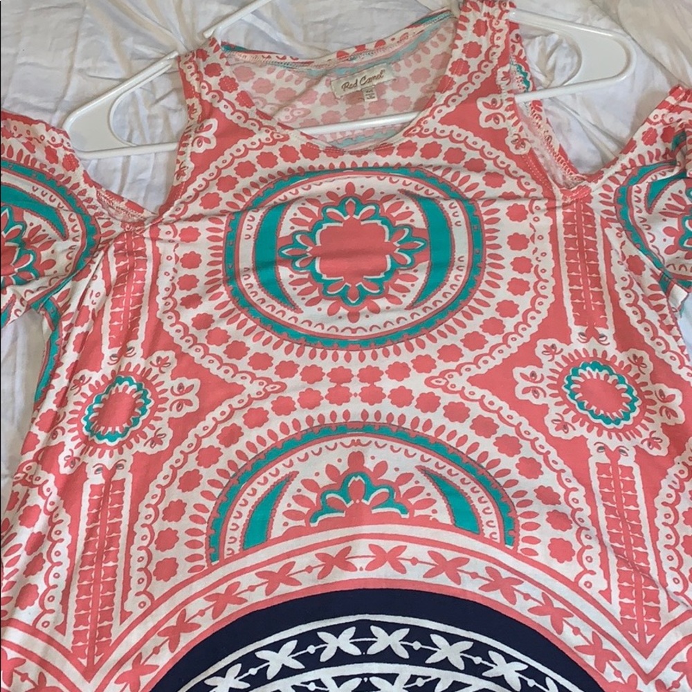 On the shoulder/off the shoulder blouse